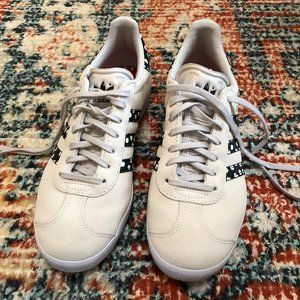 Adidas Gazelle Women’s Classic Shoe - Size 7